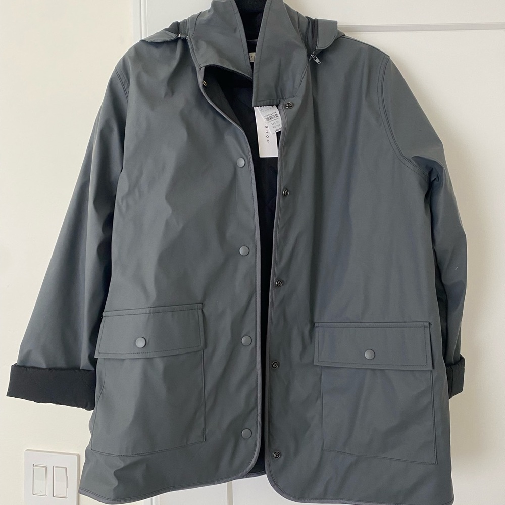 TOPSHOP Women’s quilted raincoat